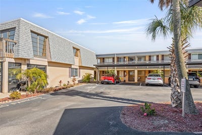 /international/us/1008-apollo-beach-boulevard-apollo-beach-fl-110105640860/