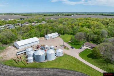 /international/us/51671-lor-ray-drive-north-mankato-mn-110098015215/