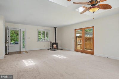 /international/us/1510-evergreen-lane-wilmington-de-110107343871/