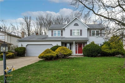 /international/us/14126-crystal-creek-drive-strongsville-oh-110107079677/