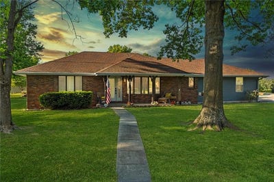 /international/us/801-shona-drive-gallatin-mo-110107908263/