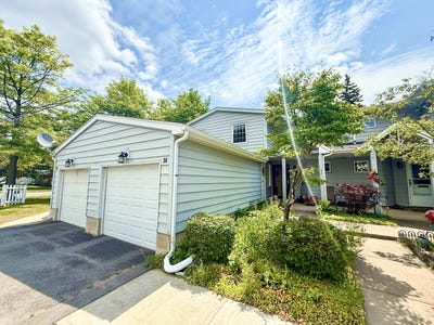 /international/us/38-maryland-road-plattsburgh-ny-110100321881/