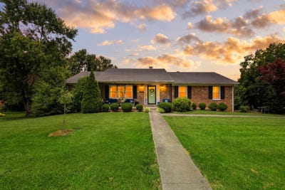 /international/us/70-reilly-road-frankfort-ky-110108963492/