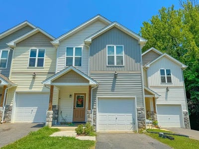 /international/us/110-bird-road-blackstone-va-110108638275/