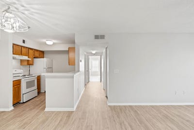 /international/us/4070-dancing-cloud-court-destin-fl-110094618569/