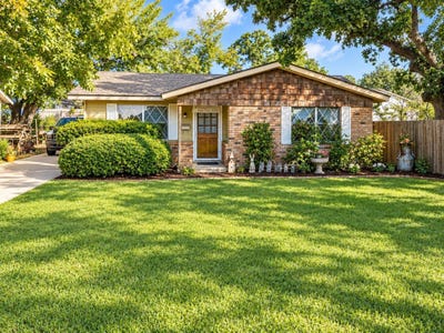 /international/us/120-118-woodland-avenue-corsicana-tx-110110335669/