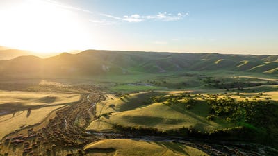 /international/us/54800-lonoak-road-king-city-ca-110101871935/