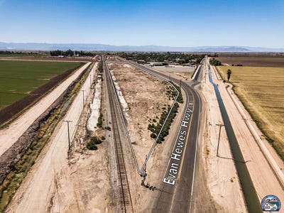 /international/us/seeley-ca-110102755323/