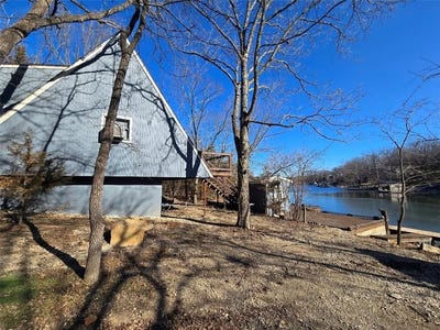 /international/us/393-w-sugar-lake-drive-mound-city-ks-110105505119/