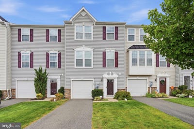 /international/us/225-tulip-lane-gilbertsville-pa-110120097363/