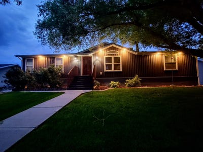 /international/us/114-n-850-w-parowan-ut-110100028804/