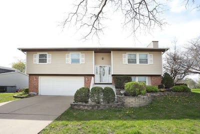/international/us/4624-thornbark-drive-hoffman-estates-il-110099110143/