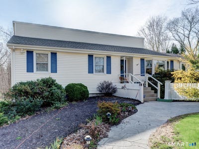 /international/us/40-north-road-east-granby-ct-110107406396/