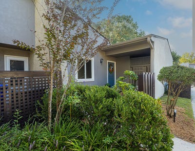 /international/us/107-ventura-place-mount-pleasant-sc-110110353869/
