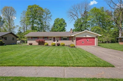 /international/us/5108-evergreen-drive-north-olmsted-oh-110107848506/