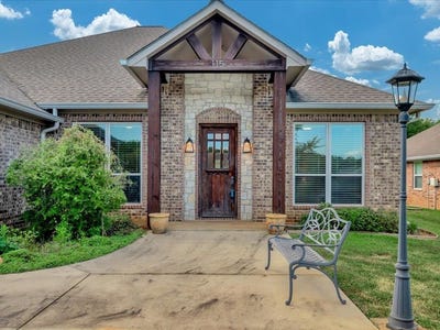 /international/us/115-clear-view-lane-nacogdoches-tx-110101238515/