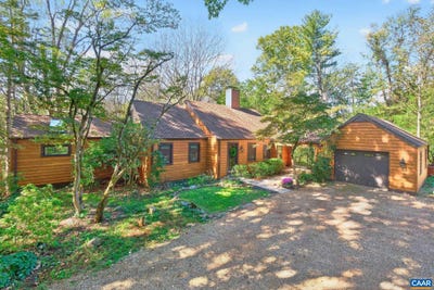 /international/us/2670-stowe-ct-charlottesville-va-110120769336/