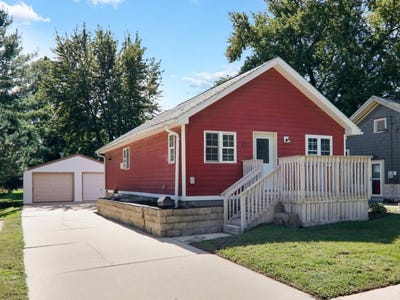 /international/us/107-e-poplar-street-normal-il-110110364633/