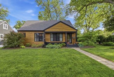 /international/us/607-e-frederick-street-arlington-heights-il-110108983238/