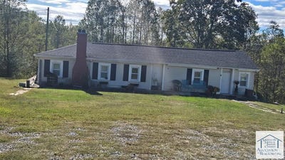 /international/us/44-joyful-lane-bassett-va-110102897613/