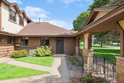 /international/us/23-126th-lane-nw-coon-rapids-mn-110119562785/