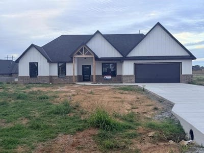 /international/us/12702-sierra-lane-elgin-ok-110107842949/