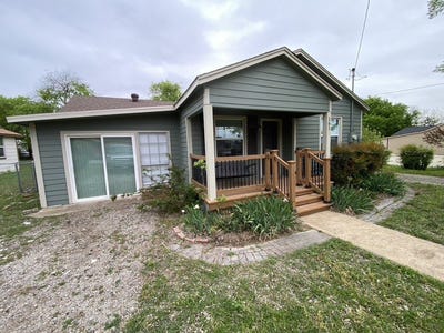 /international/us/161-hood-street-cedar-hill-tx-110107859990/