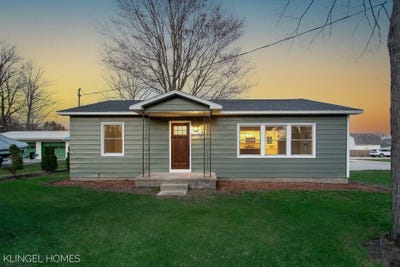 /international/us/17550-doric-street-spring-lake-mi-110097107338/