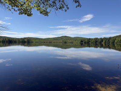 /international/us/hogfat-hill-road-sebago-me-110108570583/