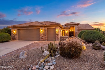 /international/us/65870-e-desert-moon-drive-tucson-az-110108438299/
