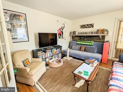 /international/us/920-e-railroad-avenue-bryn-mawr-pa-110108534304/