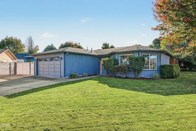 /international/us/1198-glengrove-avenue-central-point-or-110120426322/