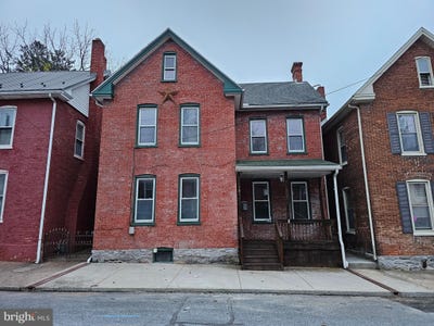 /international/us/121-harrison-avenue-waynesboro-pa-110107380043/