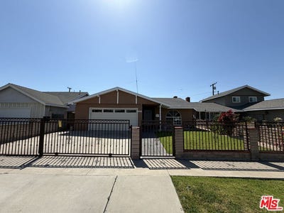/international/us/24823-island-ave-carson-ca-110108382652/