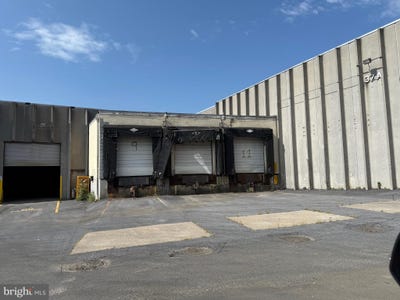 /international/us/551-fairmont-avenue-winchester-va-110102574164/