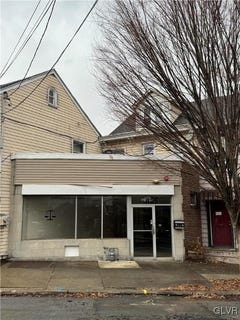 /international/us/825-walnut-avenue-easton-pa-110101421596/?lang=en
