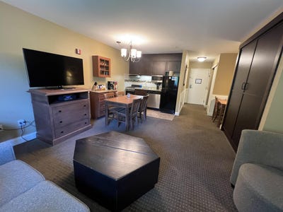 /international/us/217-qtr-2-89-grand-summit-way-dover-vt-110105000409/