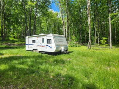 /international/us/ridgeview-road-plymouth-ny-110108151304/