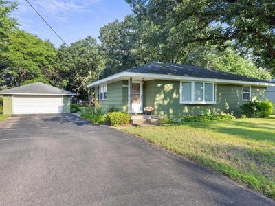 /international/us/11827-douglas-drive-n-champlin-mn-110100834785/?lang=en