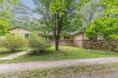 /international/us/1017-county-road-482-poplar-bluff-mo-110099447364/