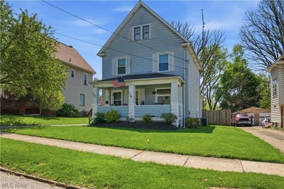 /international/us/323-e-prospect-street-girard-oh-110107517590/