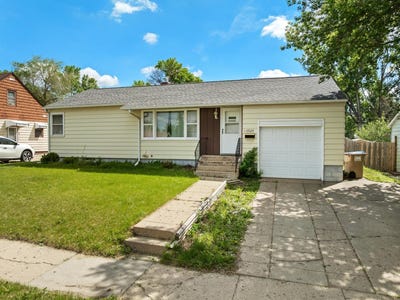 /international/us/1525-main-st-minot-nd-110108617983/