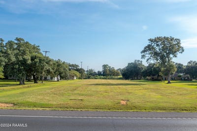 /international/us/9303-e-old-spanish-trail-jeanerette-la-110104518406/