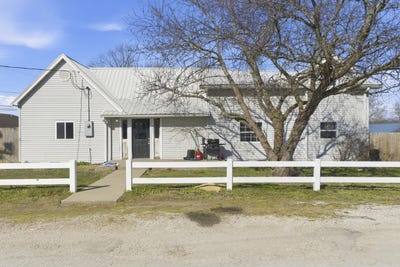 /international/us/501-n-pine-street-humansville-mo-110106586534/
