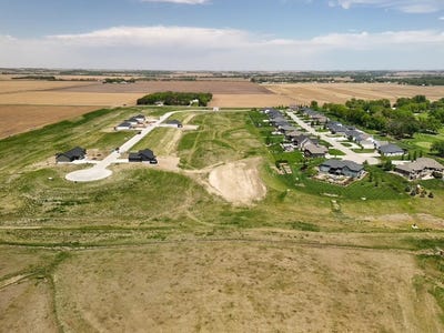 /international/us/6592-elk-place-columbus-ne-110099100696/