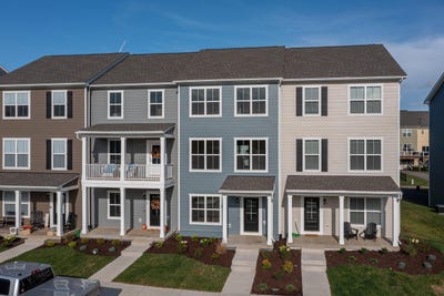 /international/us/104-colony-ave-daleville-va-110106760281/
