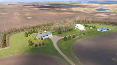 /international/us/5083-104th-avenue-se-litchville-nd-110109115234/