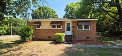 /international/us/2206-bothwell-street-greensboro-nc-110108363628/