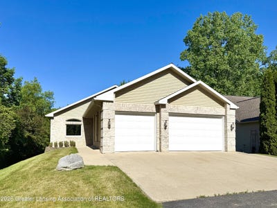 /international/us/5531-songbird-point-east-lansing-mi-110108568302/