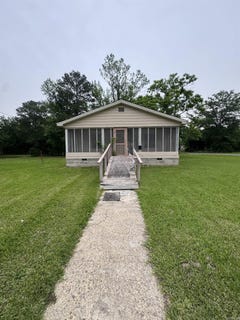 /international/us/407-martin-luther-king-street-smackover-ar-110108011279/